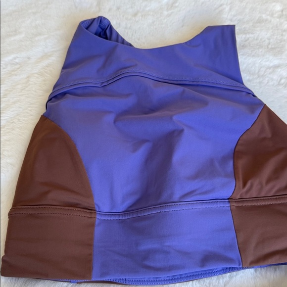 Lululemon NWOT Hike to Swim set - Picture 3 of 4